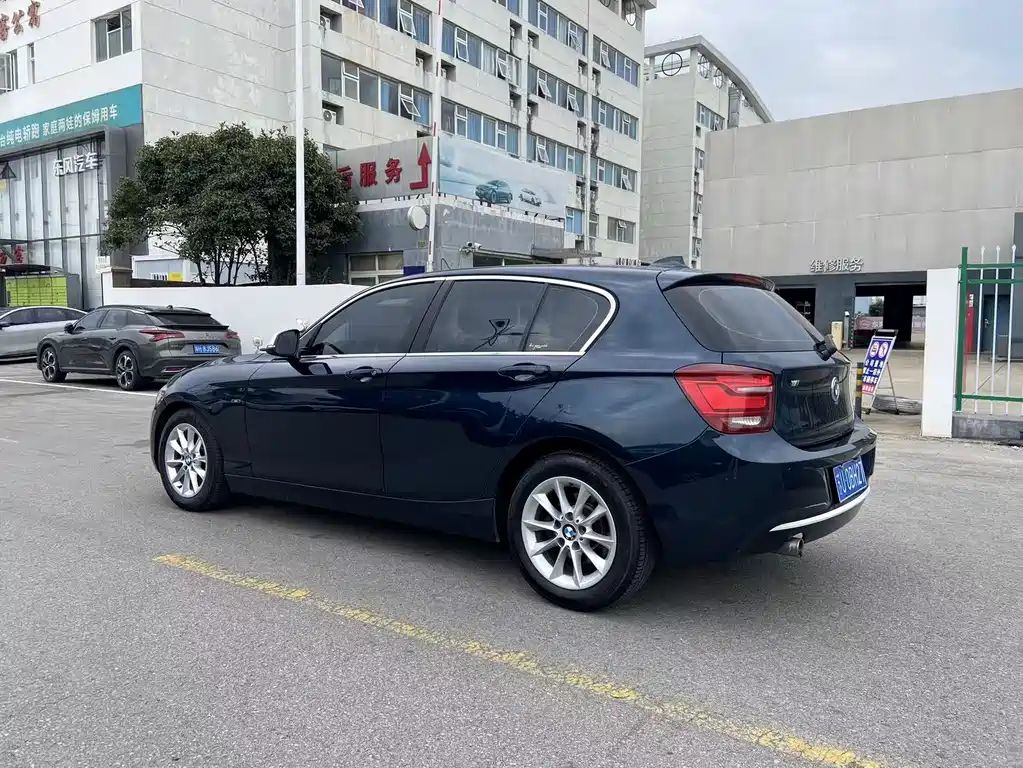 BMW 1 Series (Import) — миниатюра 6