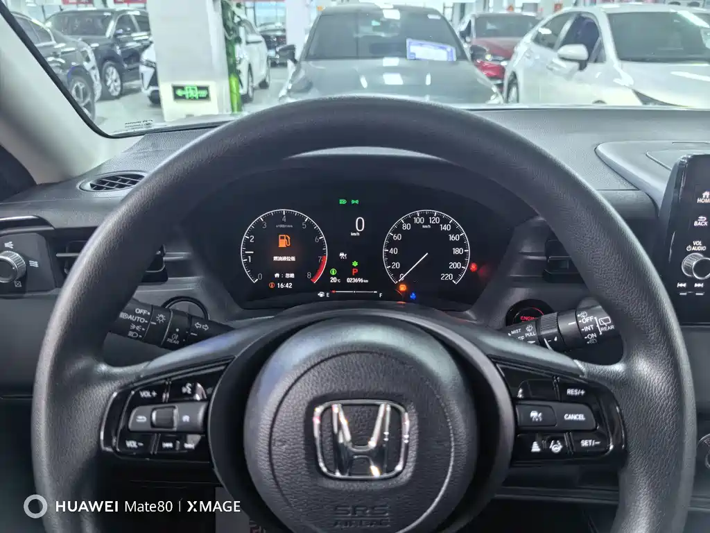 Honda Vezel — миниатюра 10
