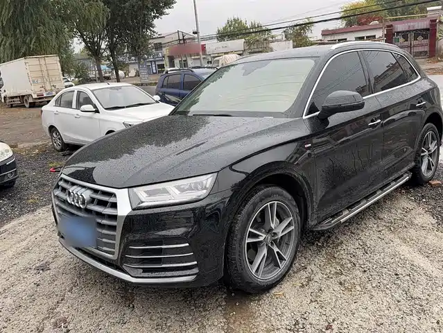 AUDI Q5L 2020