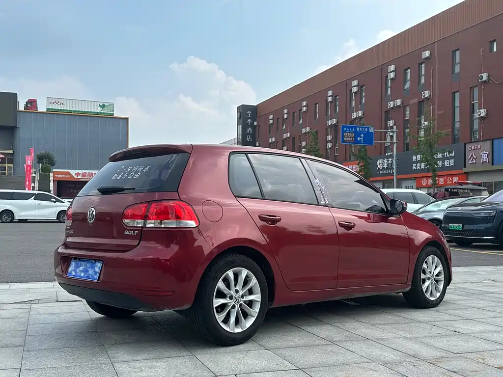Volkswagen Golf — миниатюра 6