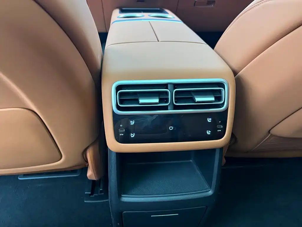 Li Auto Li L7 — миниатюра 8