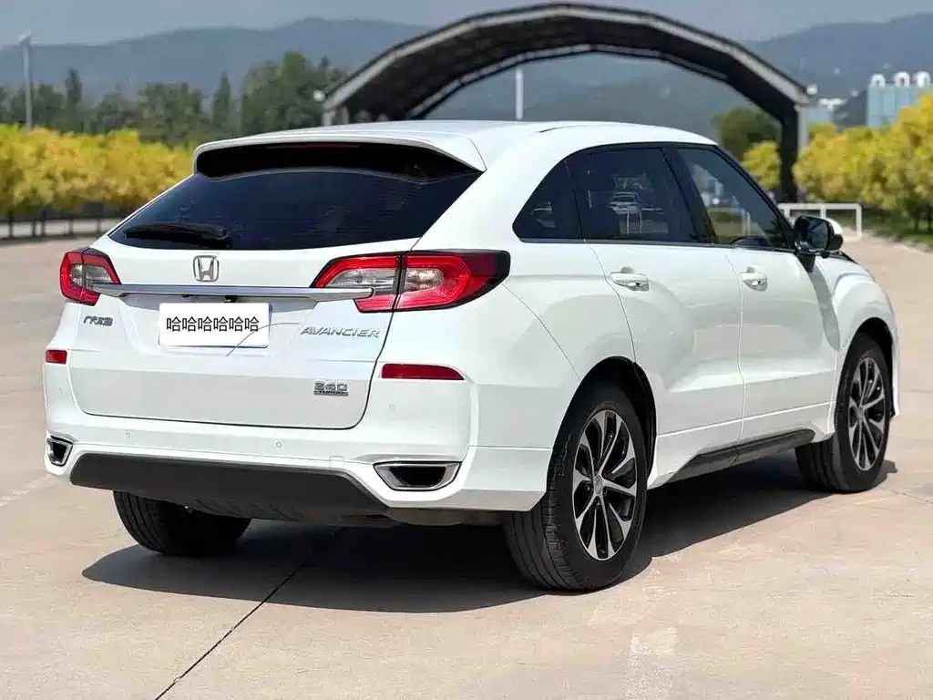 Honda Avancier — миниатюра 3