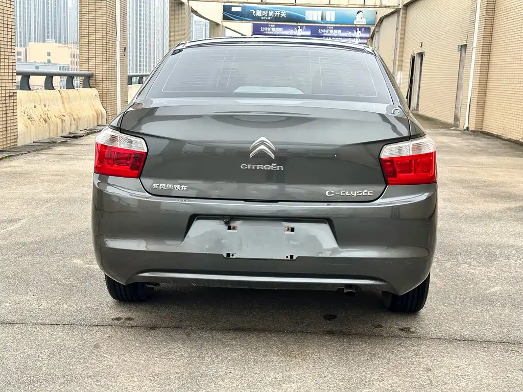 Citroen Elysee — миниатюра 6