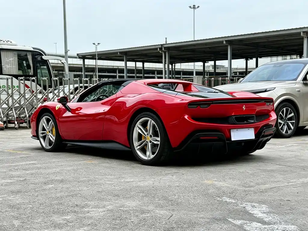 Ferrari 296 2022 3.0T V6 GTS