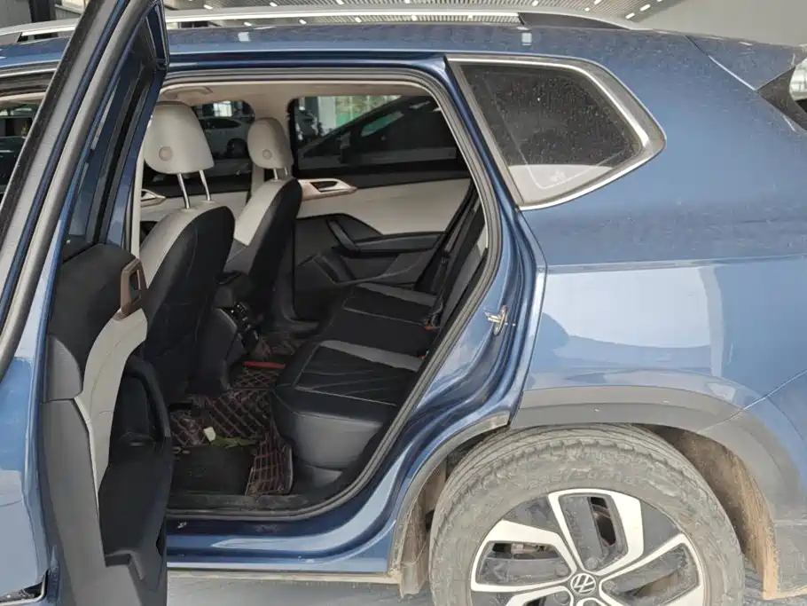 Volkswagen Tharu — миниатюра 11