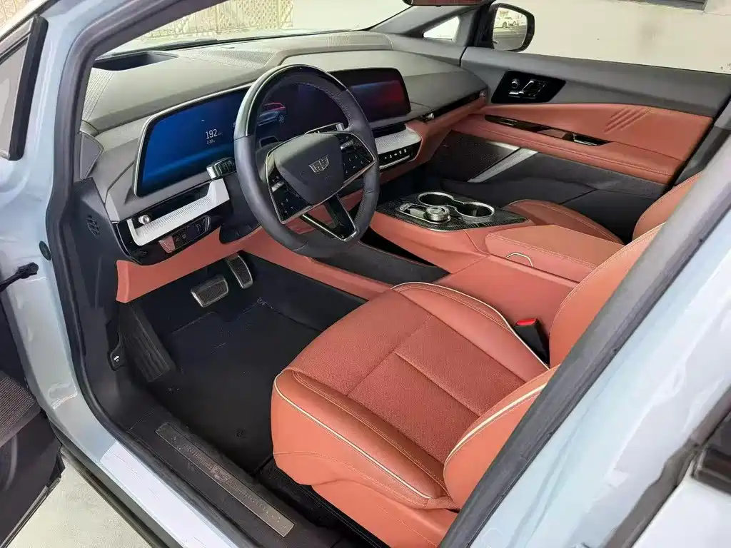 Cadillac IQ — миниатюра 5