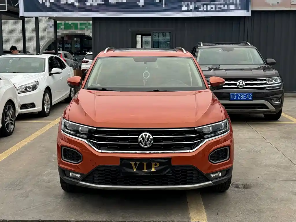 Volkswagen T-Roc — миниатюра 2