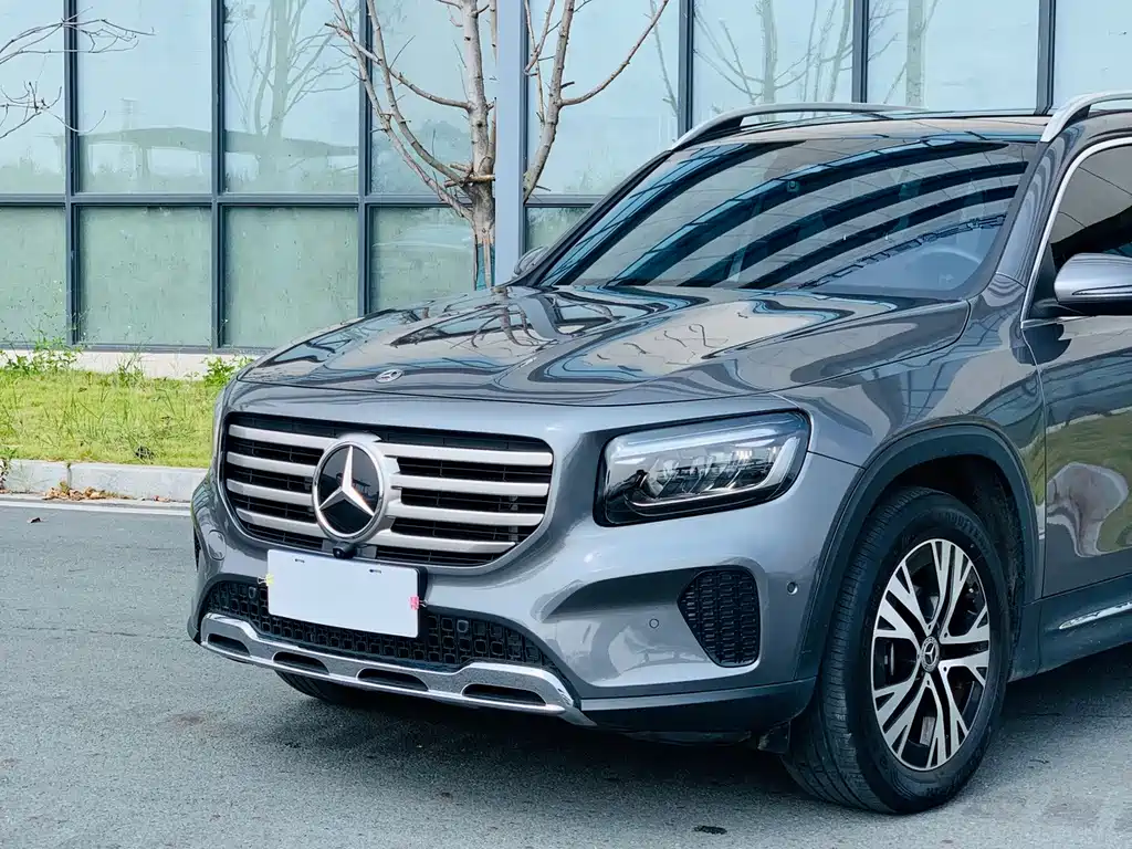 Mercedes-Benz GLB — миниатюра 9