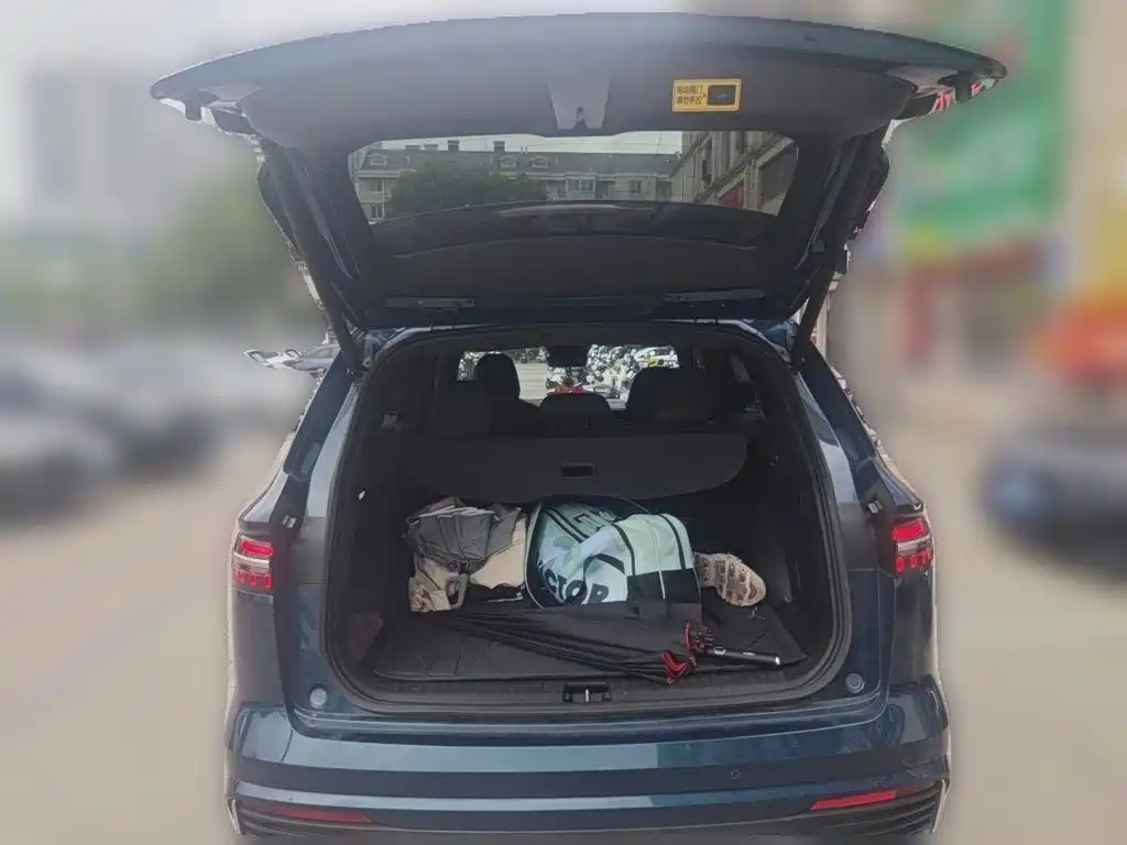 Geely Xingyue L — миниатюра 10