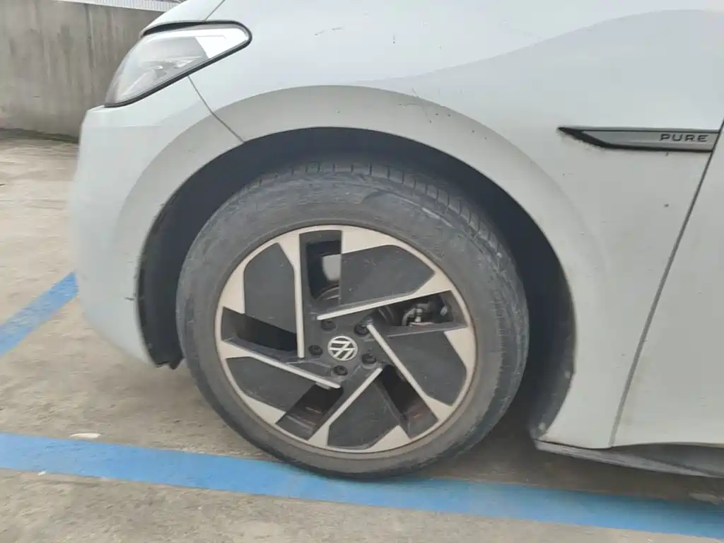 Volkswagen ID.3 — миниатюра 23