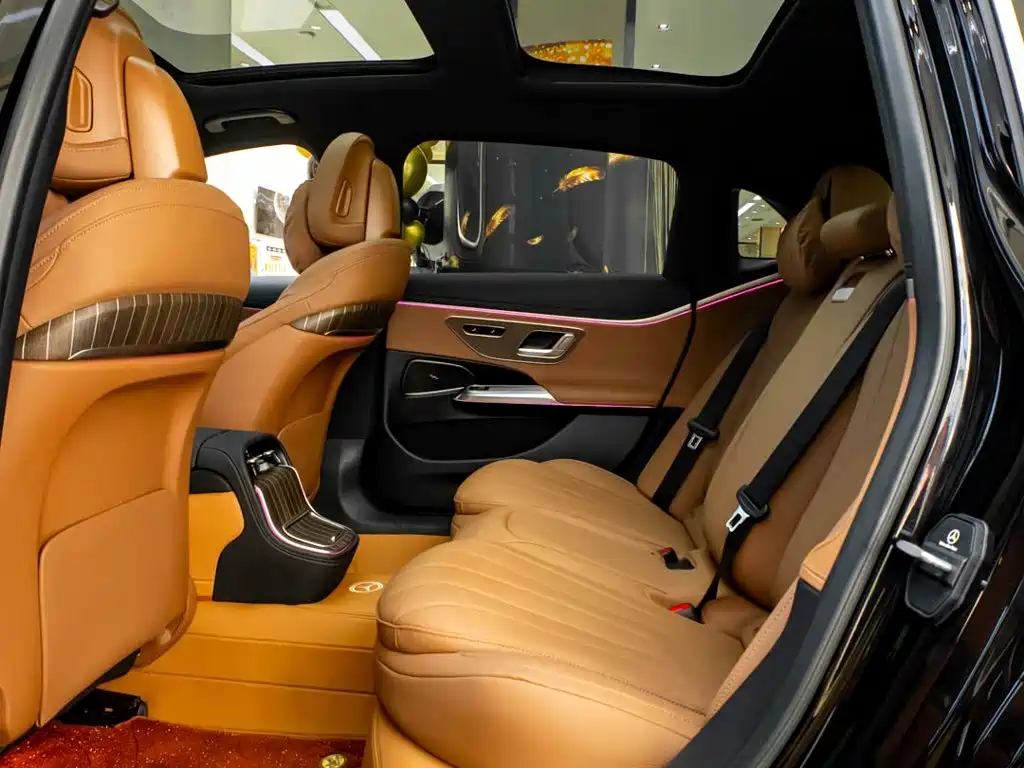 Mercedes-Benz E-Class New Energy — миниатюра 26