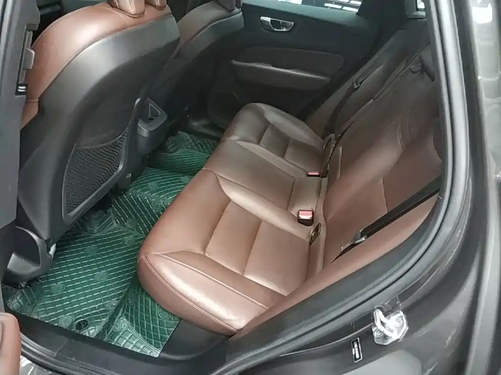Volvo XC60 — миниатюра 17