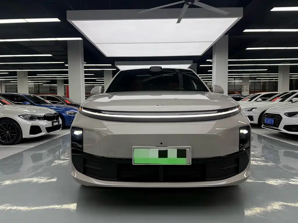 Li Auto Li L6 — миниатюра 2