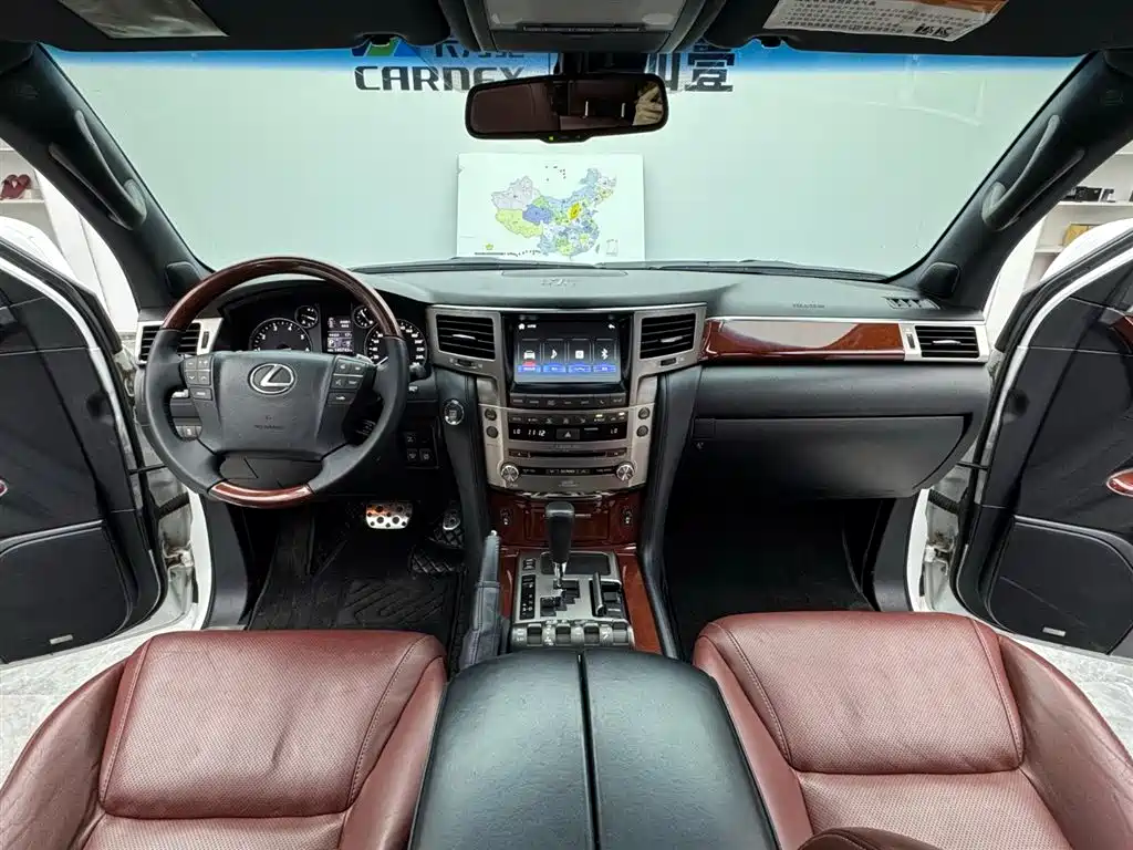 Lexus LX 2015 LX570