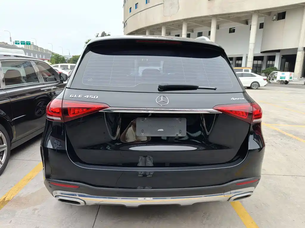 Mercedes-Benz GLE (Import) — миниатюра 15