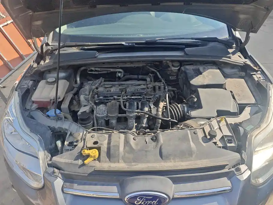 Ford Focus — миниатюра 10