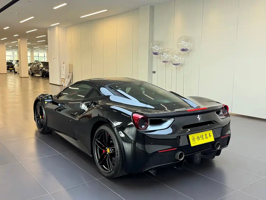 Ferrari 488 — миниатюра 5