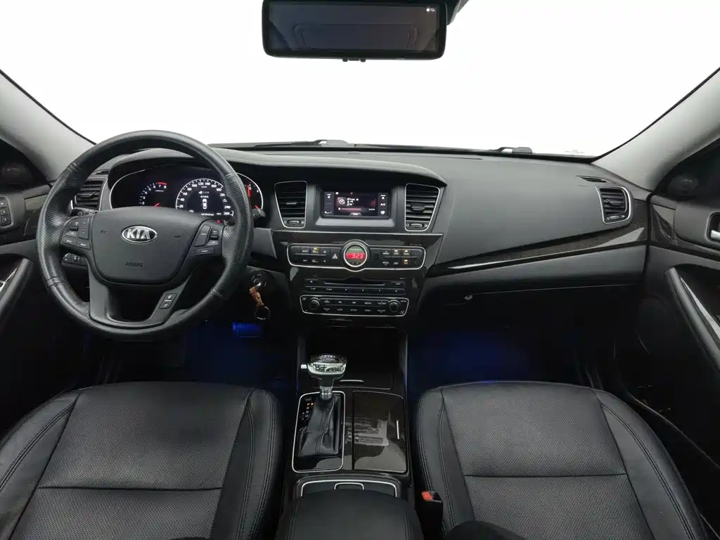 Kia Cadenza — миниатюра 5