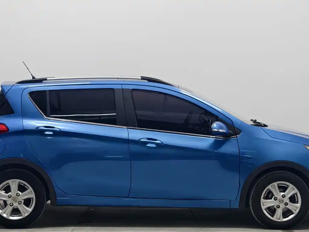 Baojun 310 — миниатюра 8