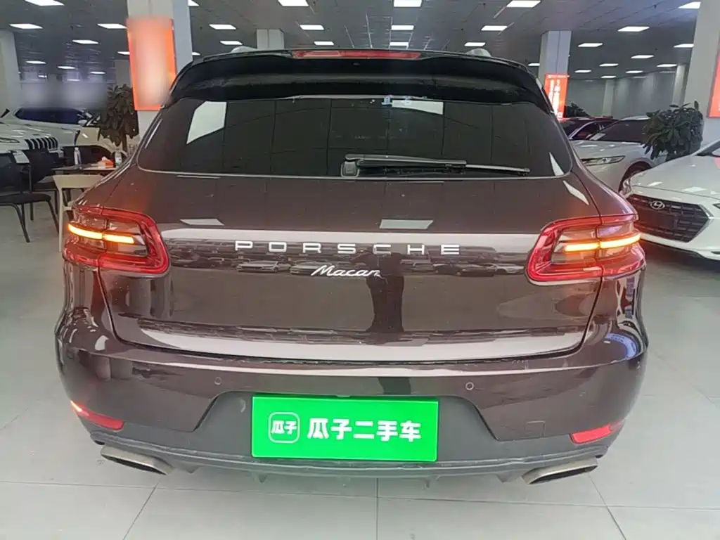 Porsche Macan — миниатюра 6