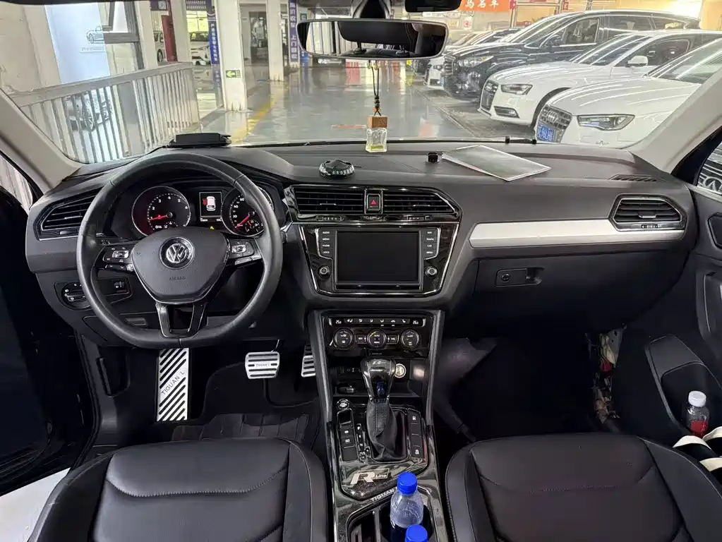 Volkswagen Tiguan L — миниатюра 6