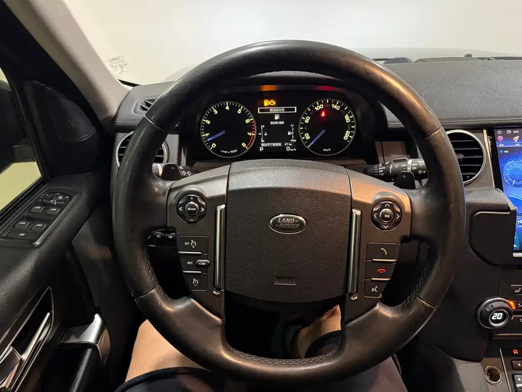 Land Rover Discovery — миниатюра 5