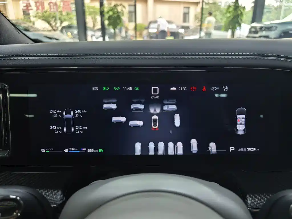 Denza Denza Z9GT — миниатюра 11