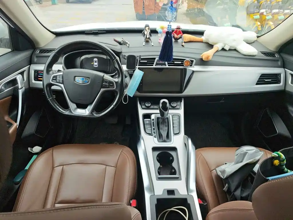 Geely Boyue — миниатюра 5