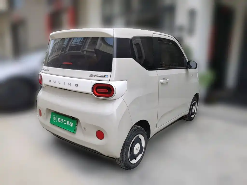 Wuling MINIEV — миниатюра 4