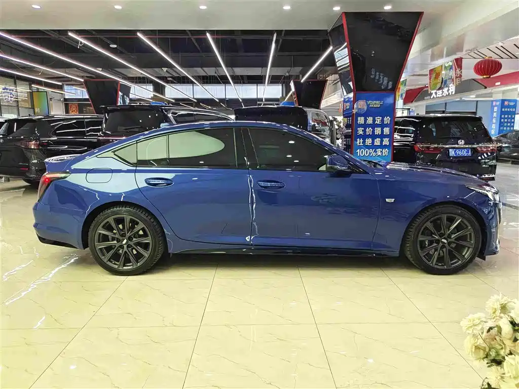 Cadillac CT5 — миниатюра 17