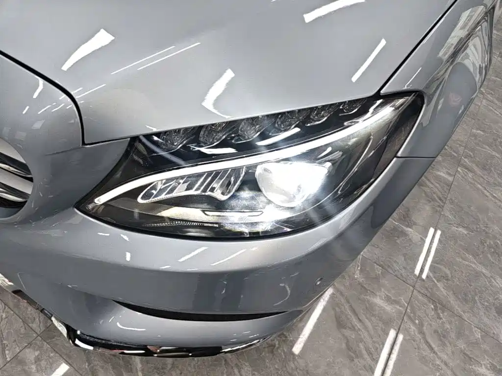 Mercedes-Benz C-Class — миниатюра 24