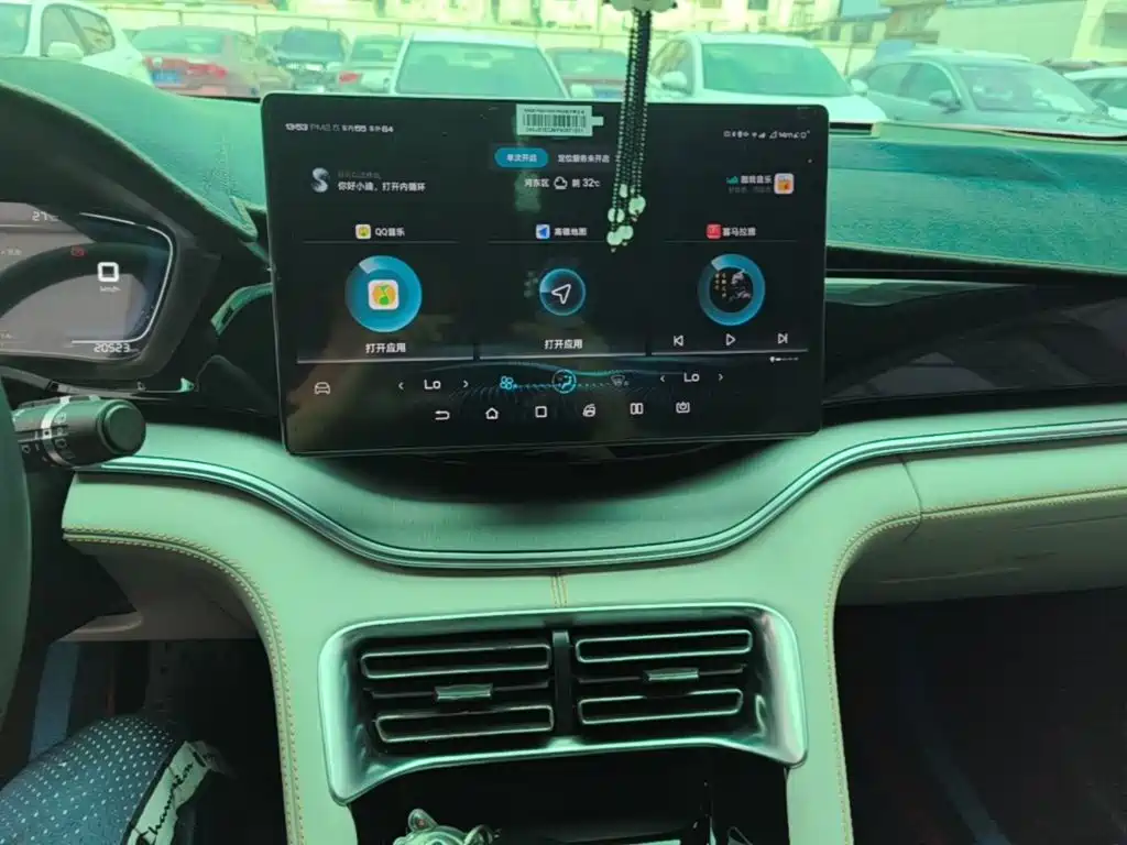 BYD PLUS New Energy — миниатюра 13