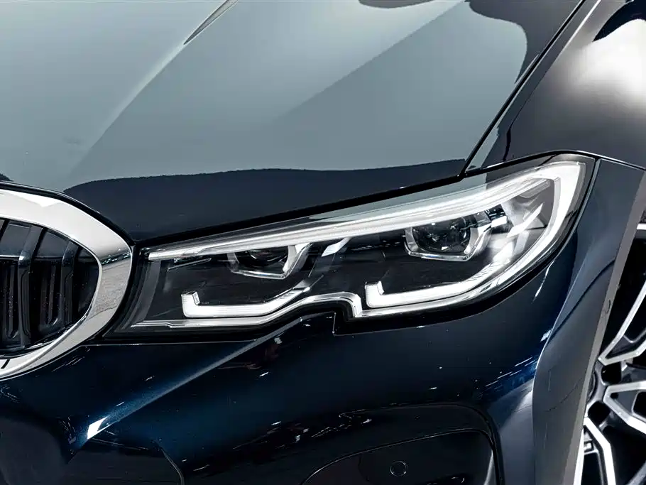 BMW 3 Series — миниатюра 4