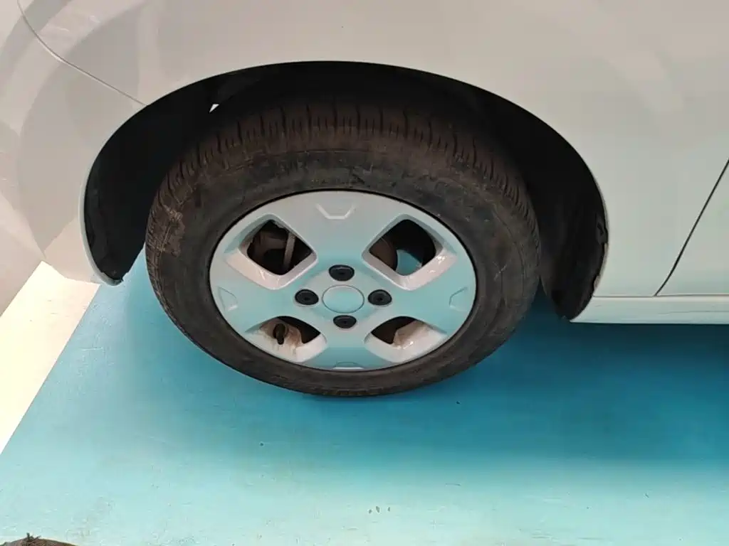 Roewe Clever — миниатюра 23