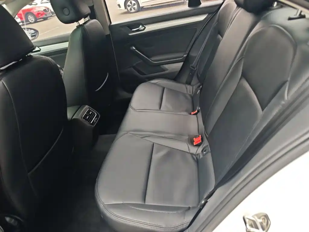Volkswagen Lamando — миниатюра 17