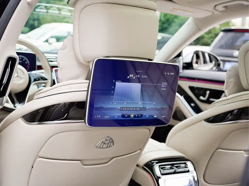 Mercedes-Benz S-Class — миниатюра 21