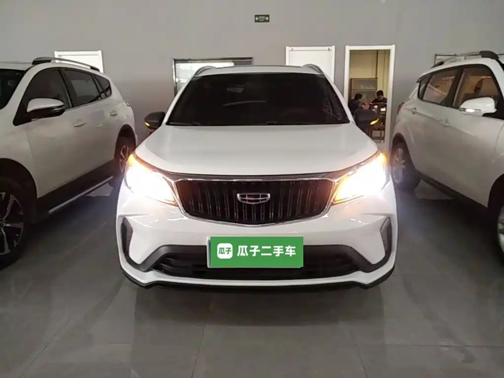 Geely Vision X3 — миниатюра 3