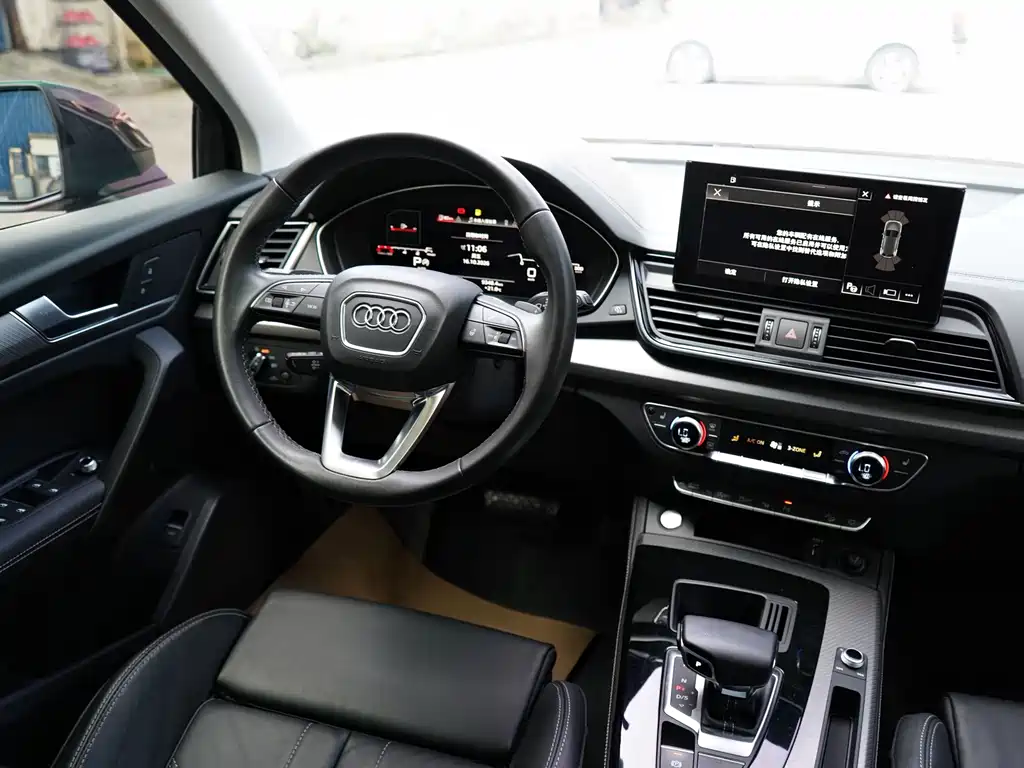 Audi Q5L — миниатюра 15