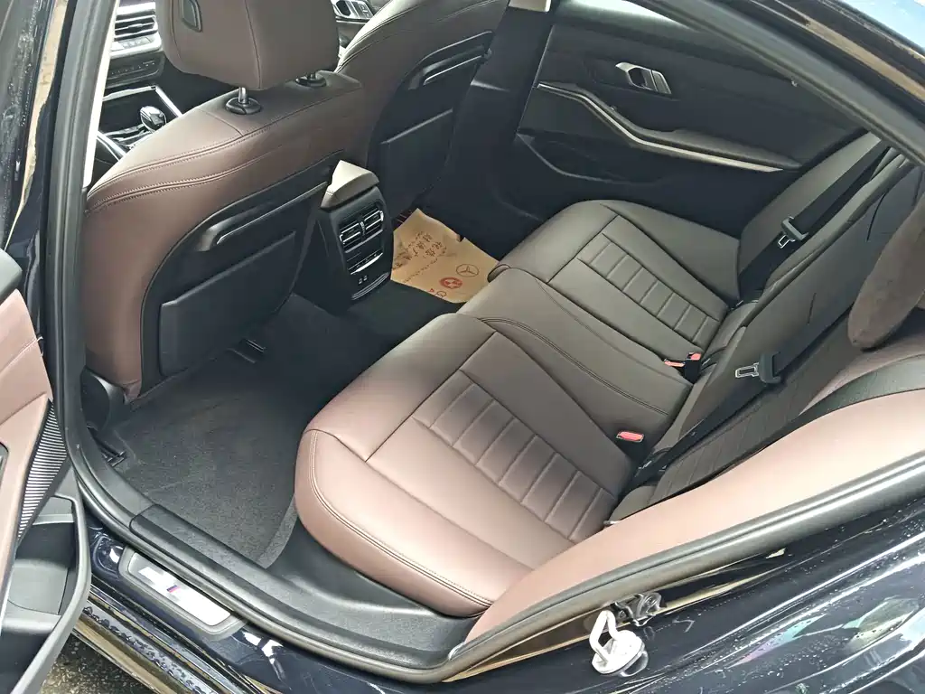 BMW 3 Series — миниатюра 3