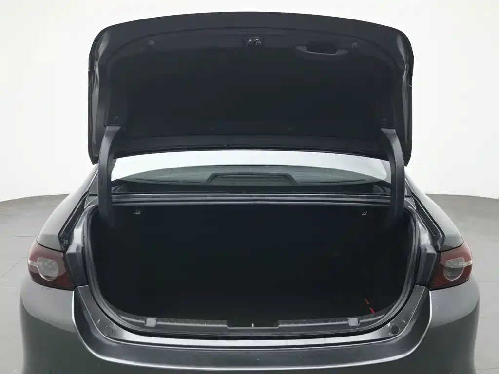 Mazda 3 Axela — миниатюра 16