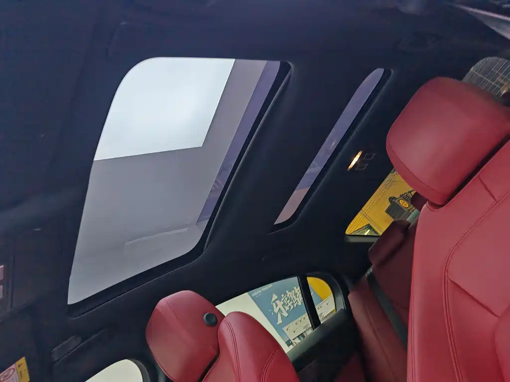 Jaguar XEL — миниатюра 18