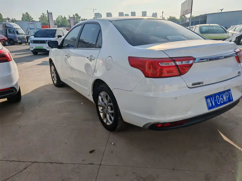 Geely Vision — миниатюра 12