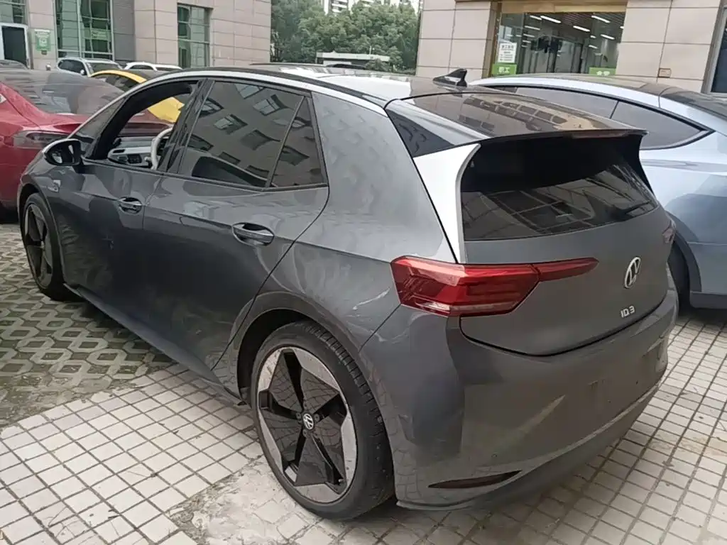 Volkswagen ID.3 — миниатюра 5