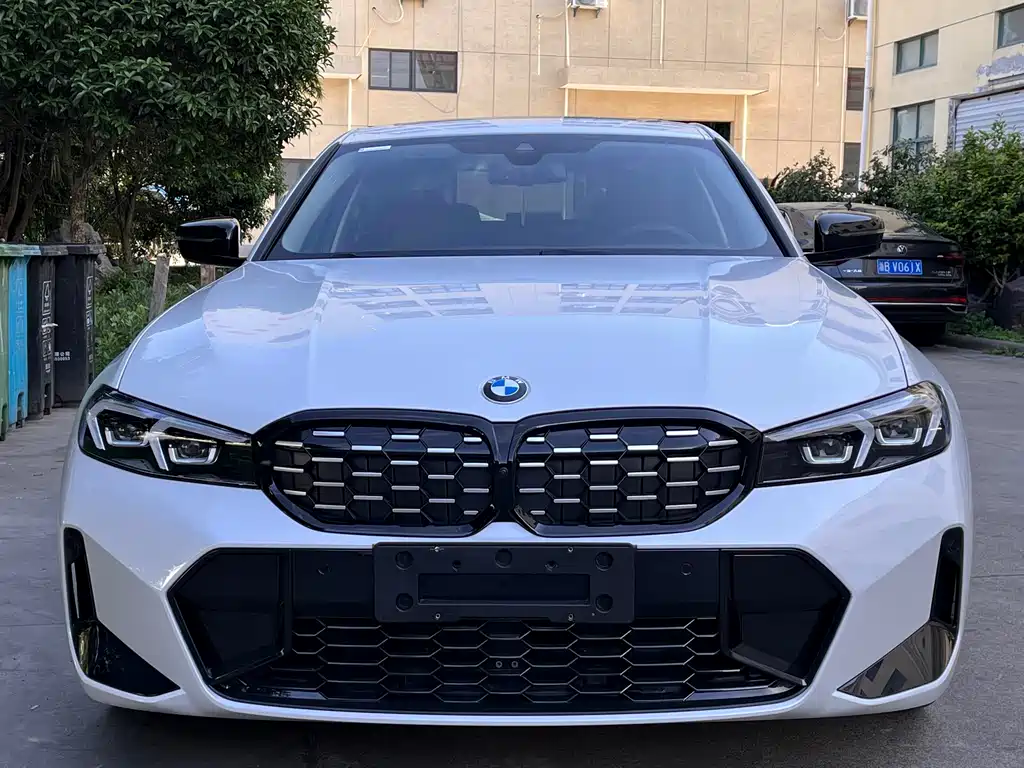 BMW 3 Series — миниатюра 2