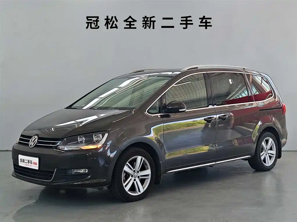 Volkswagen Sharan 2017 380TSI Comfort Enjoy Type 6 seats