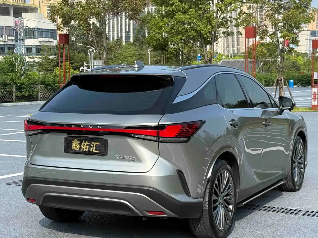 Lexus RX — миниатюра 8