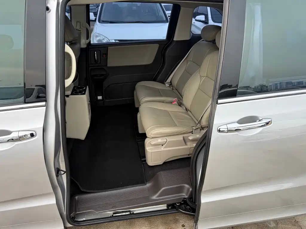 Honda Odyssey — миниатюра 17