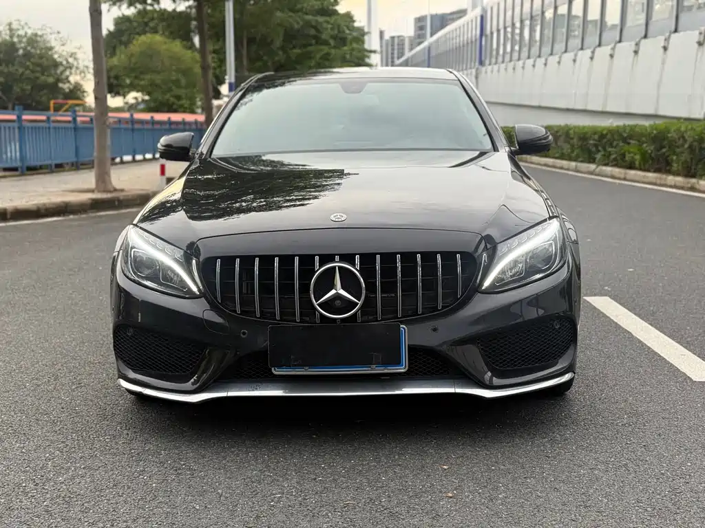 Mercedes-Benz C-Class — миниатюра 2