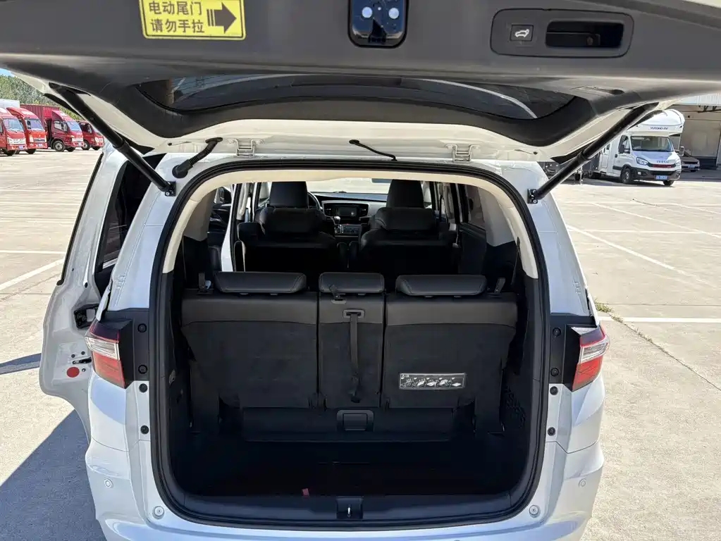 Honda Odyssey — миниатюра 12
