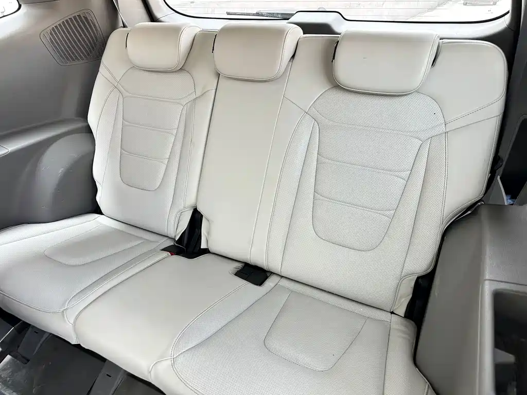 Hyundai Custo — миниатюра 17